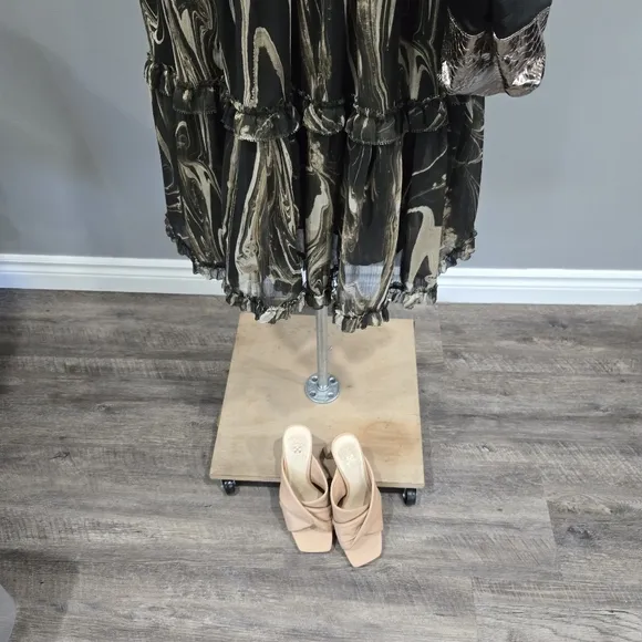 🐢 Banana Republic Halter Midi Dress Marble Smoke XL