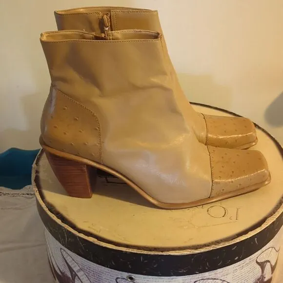 - Cloud Walkers Vintage Leather Ankle Boots Made in Brazil