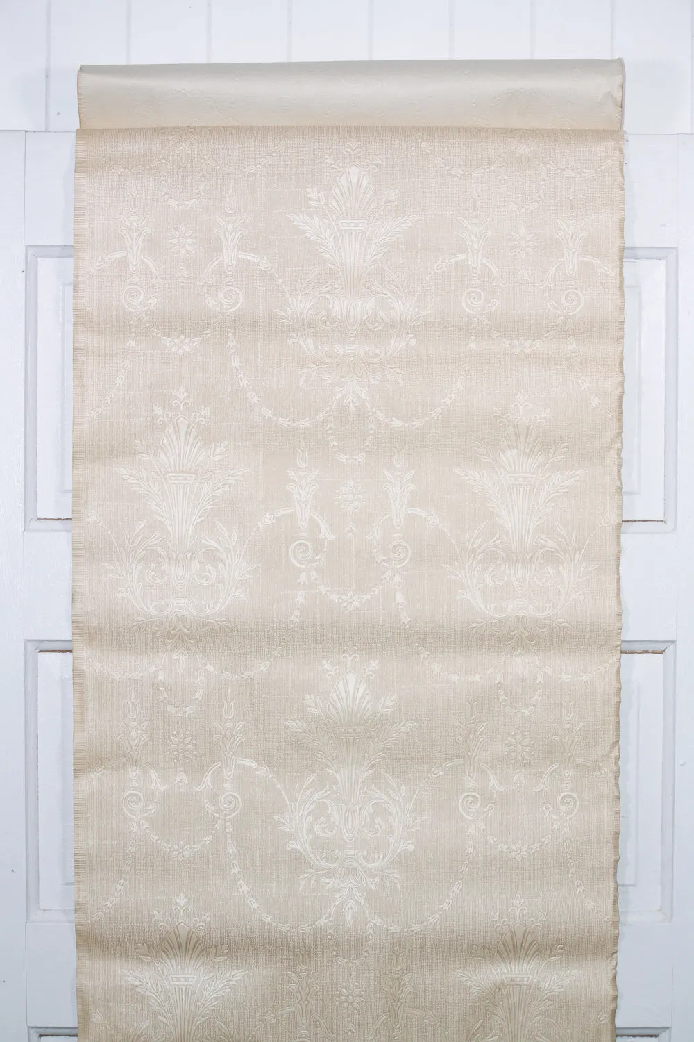 1930s Floral Damask Vintage Wallpaper