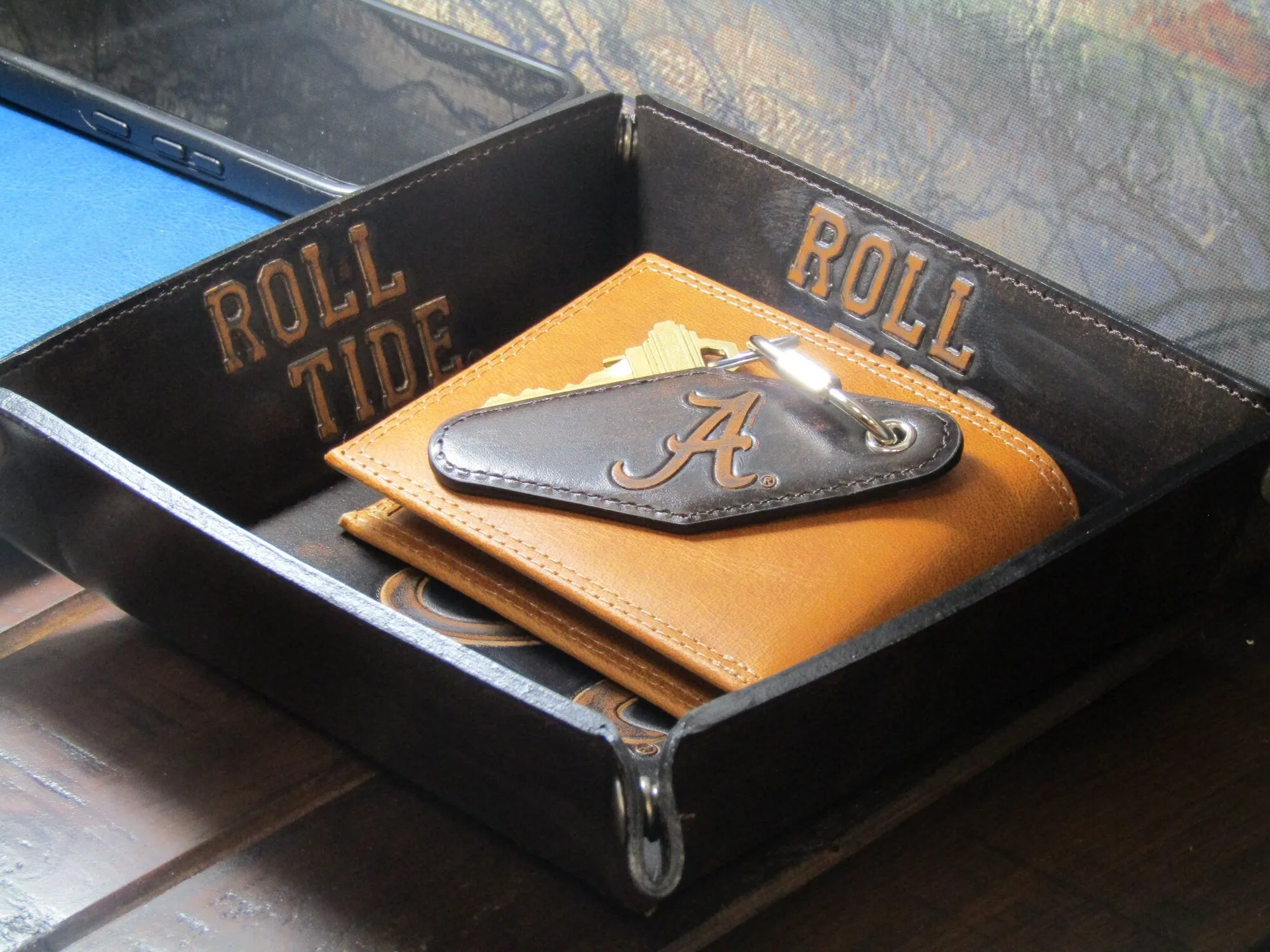 Alabama Crimson Tide Collegiate Vintage Full Grain Leather Key Fob. Brown Burnished and Tan Embossed Key Ring.