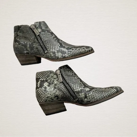 Aquatalia Booties Womens 6.5 Green Black Flavia Snakeskin Embossed Leather Chic