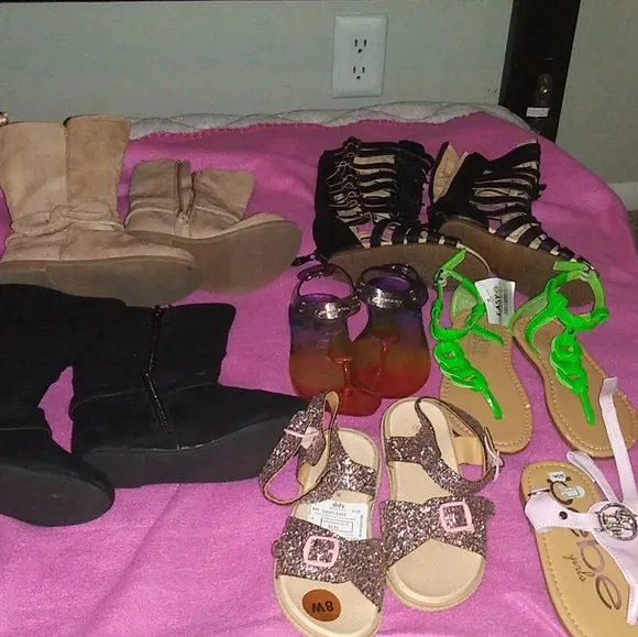 Bundle of Toddler Girl Size(8 and 9) SHOES(6) pairs