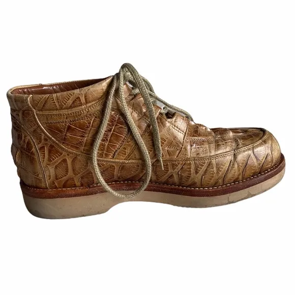 Embossed Alligator Western Shoes