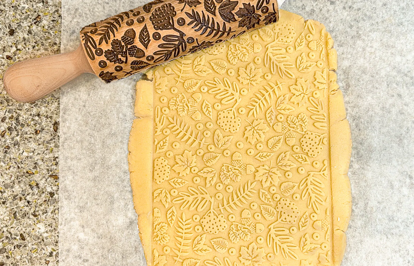 Fall Leaves Embossed Rolling Pin, Maple, Acorns, Rowan Texture for Clay and Cookie, Bakery Craft, Pottery Roller, Gift for the Ceramist