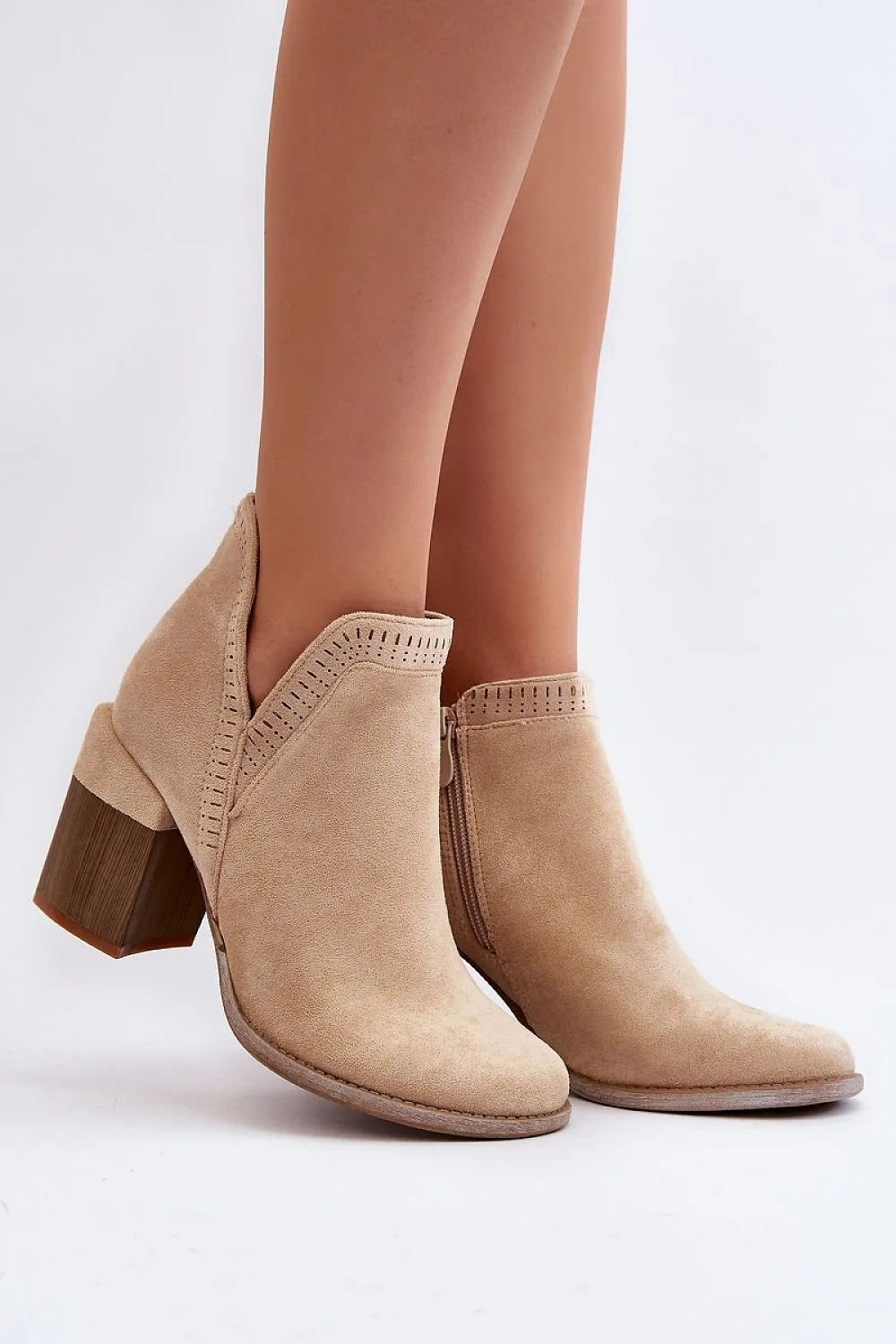 Heel boots