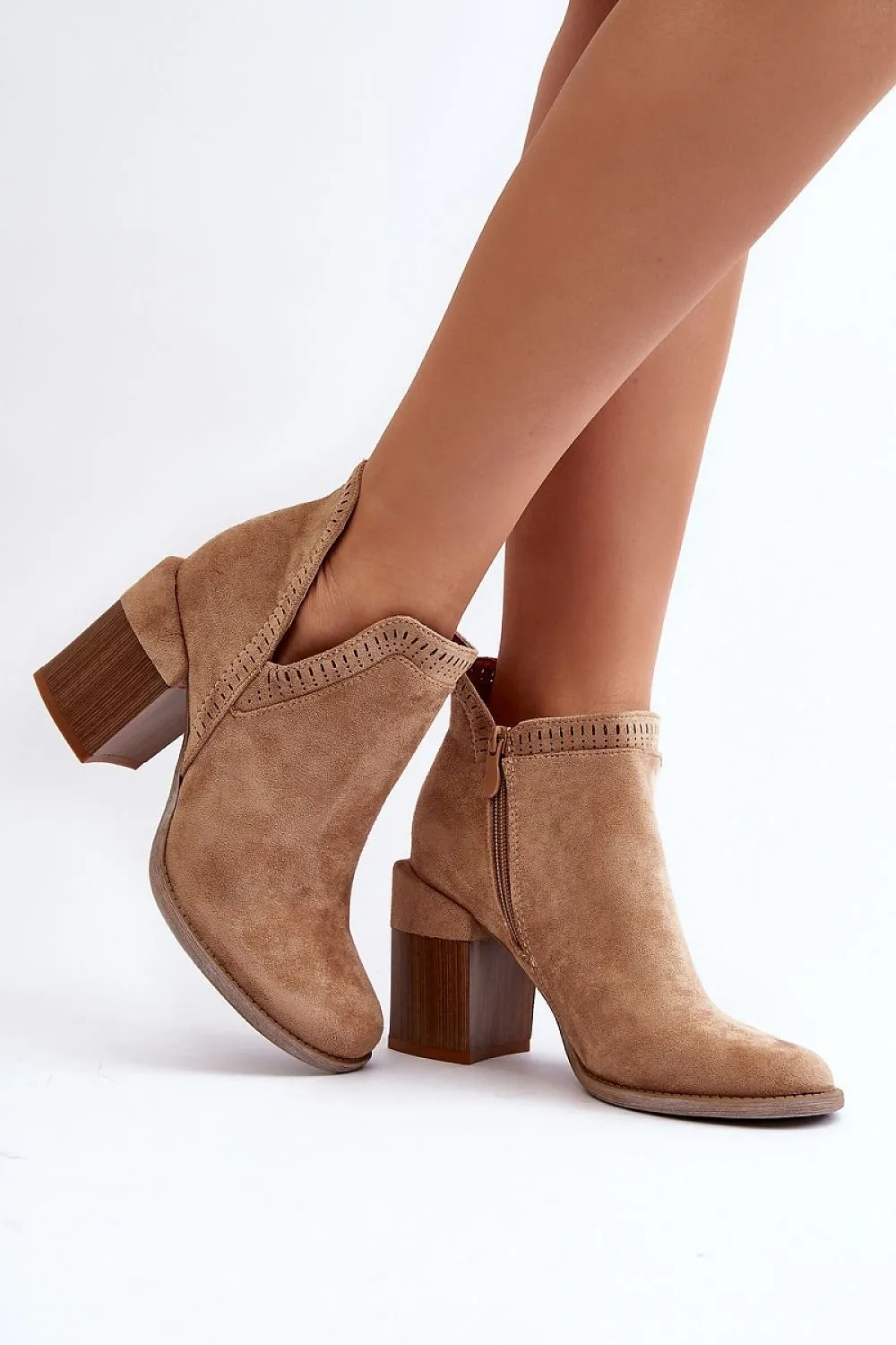 Heel boots