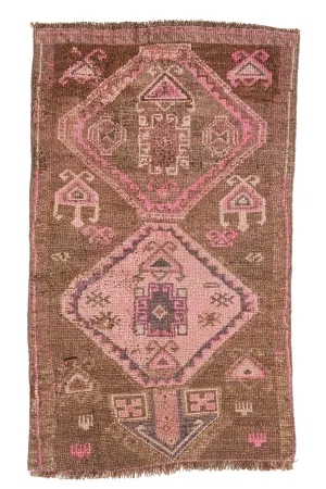 ‘Kit' - Small Vintage Turkish Rug - 2'4'' x 4'