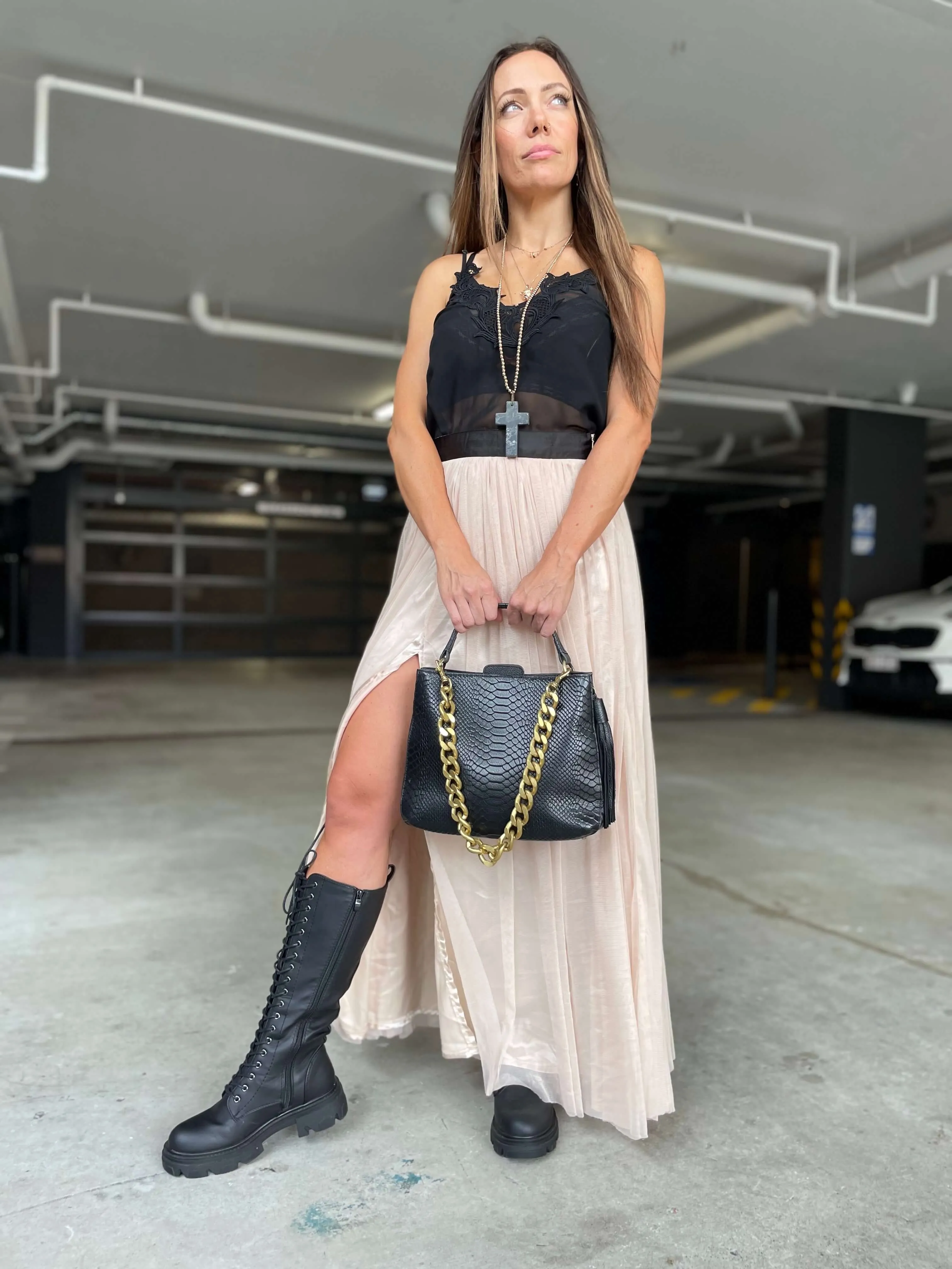 Leather Handbag with gold chain - Marlene Black