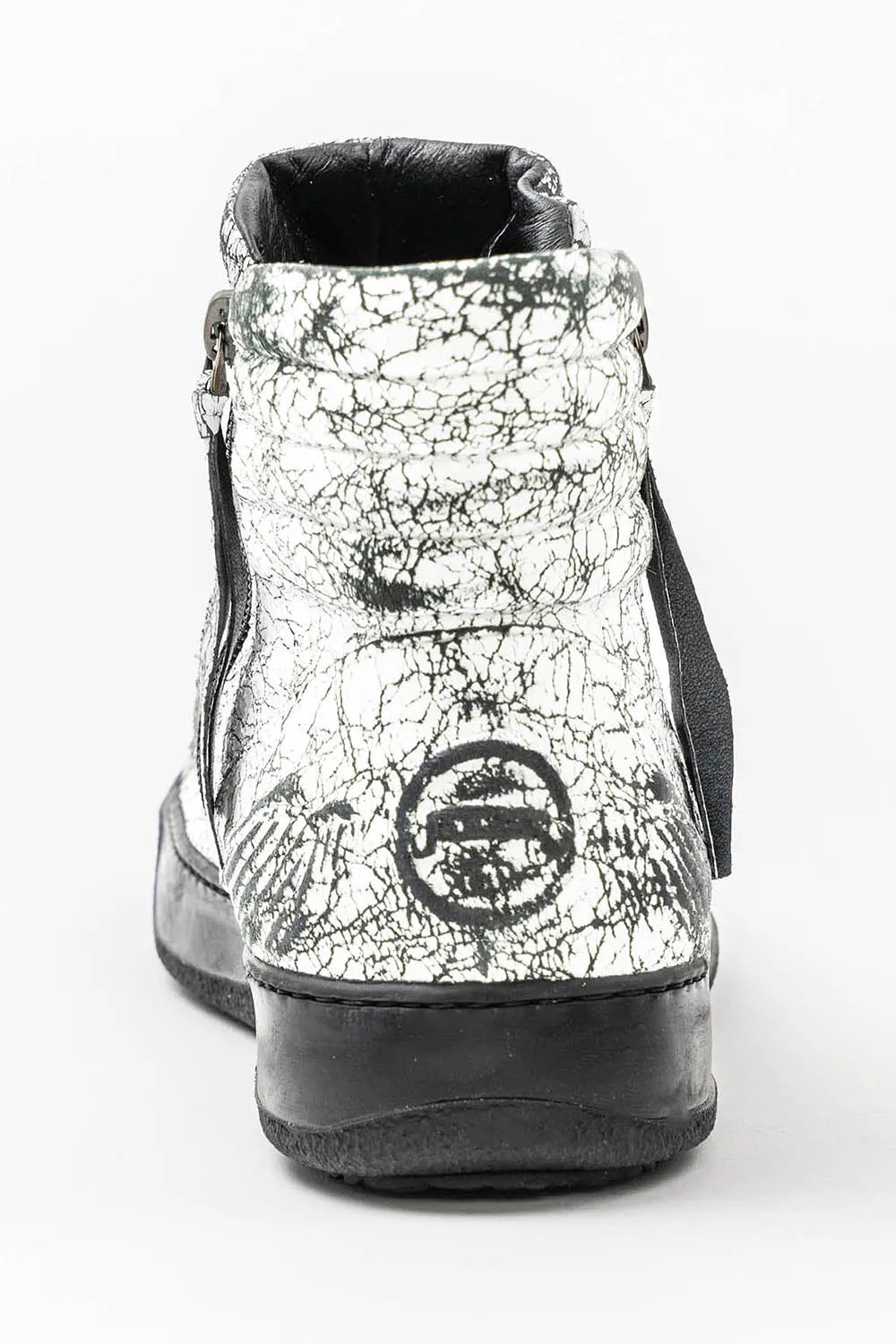 MENS MID TOP BIKER SHOES IN CRACKLED WHITE