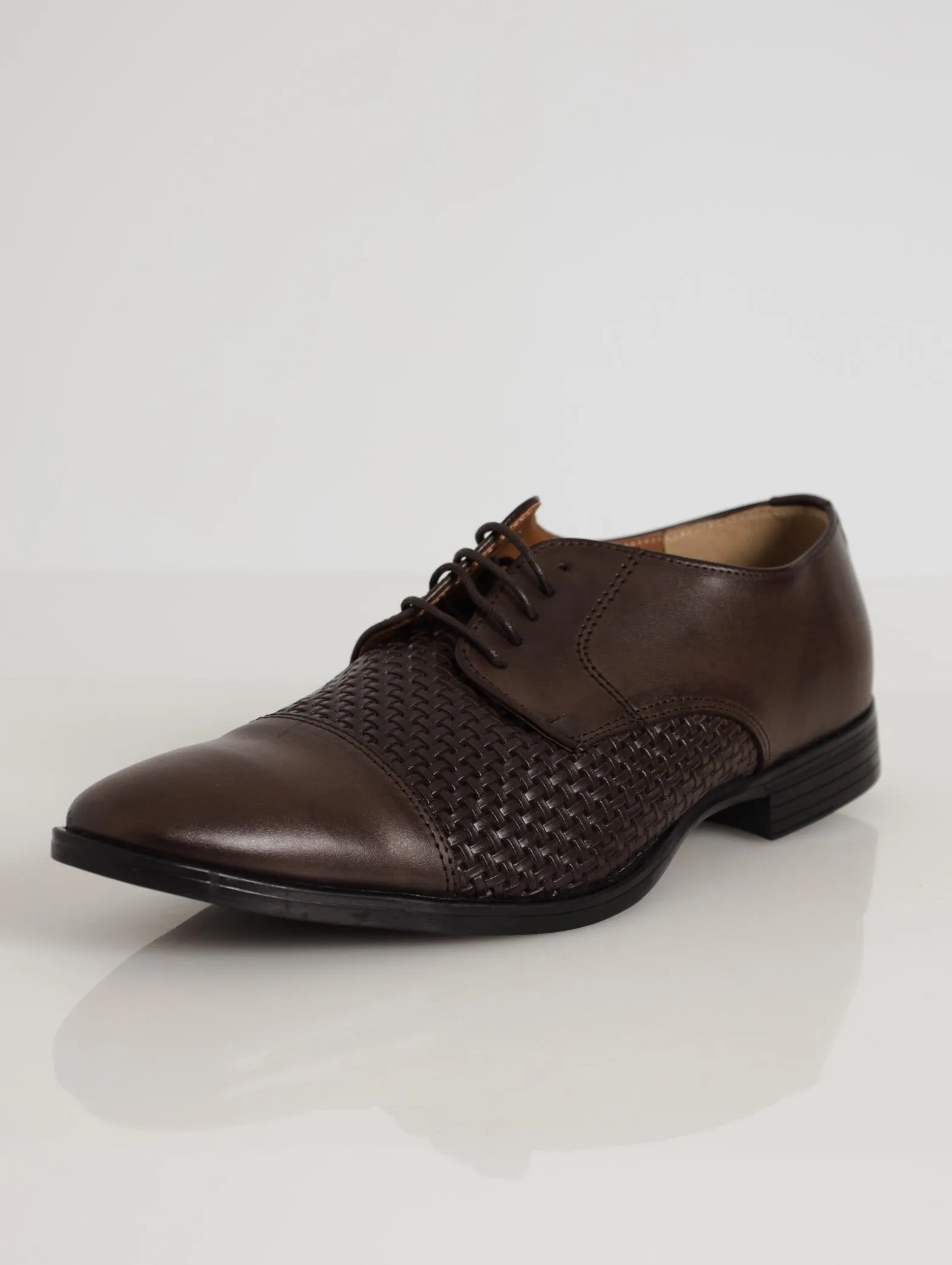 Men's Weave Embossed Derby With Plain Toe Cap Sandal - Brown