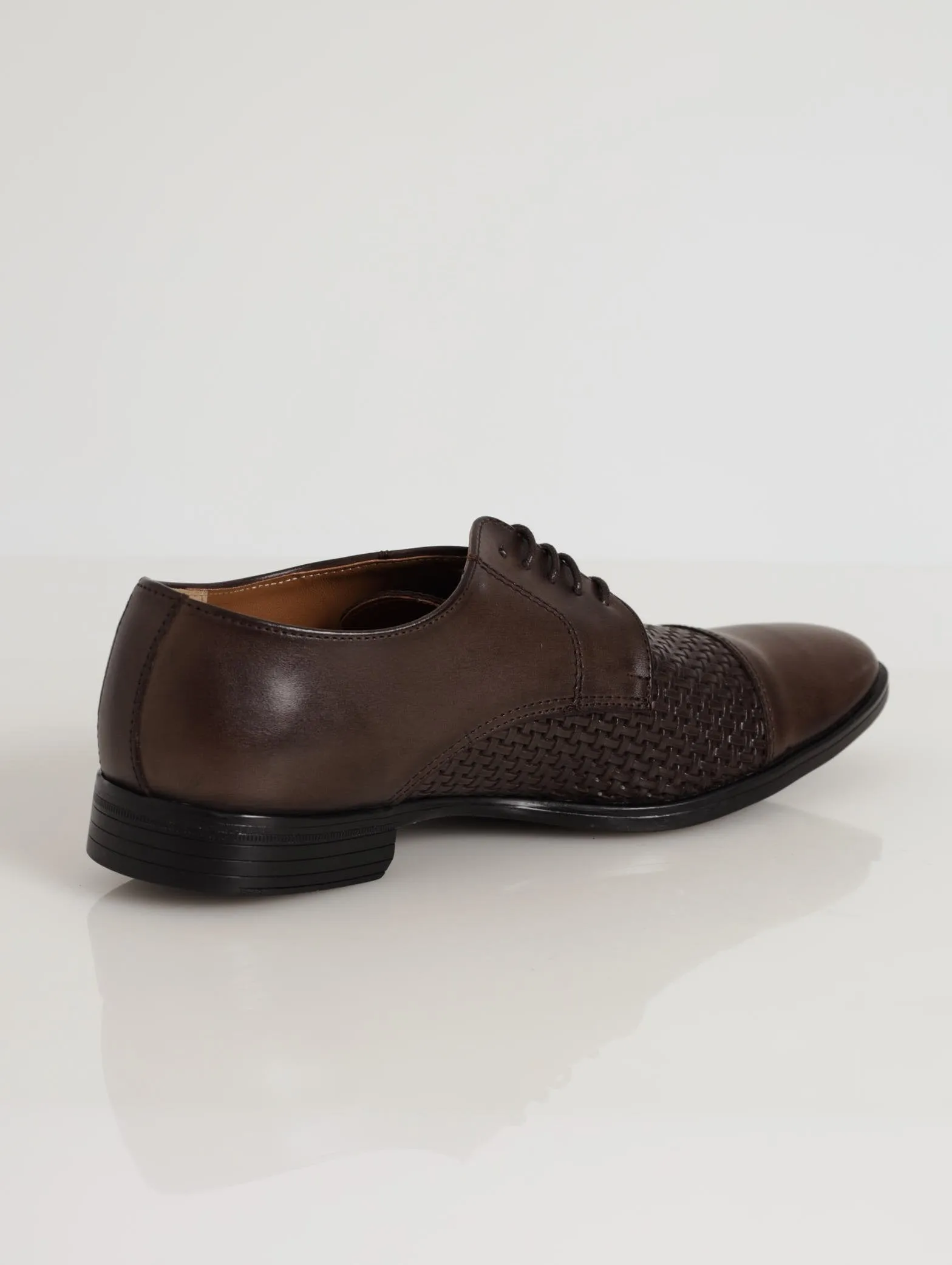 Men's Weave Embossed Derby With Plain Toe Cap Sandal - Brown