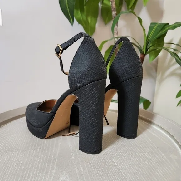 NEW Jessica Simpson Ankle Platform Embossed Leather Pumps Black 10