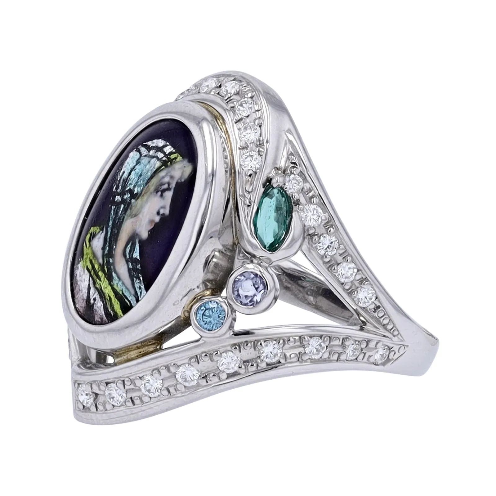PT900 Enamel Portrait Ring<p><strong>$1,299</p></strong>