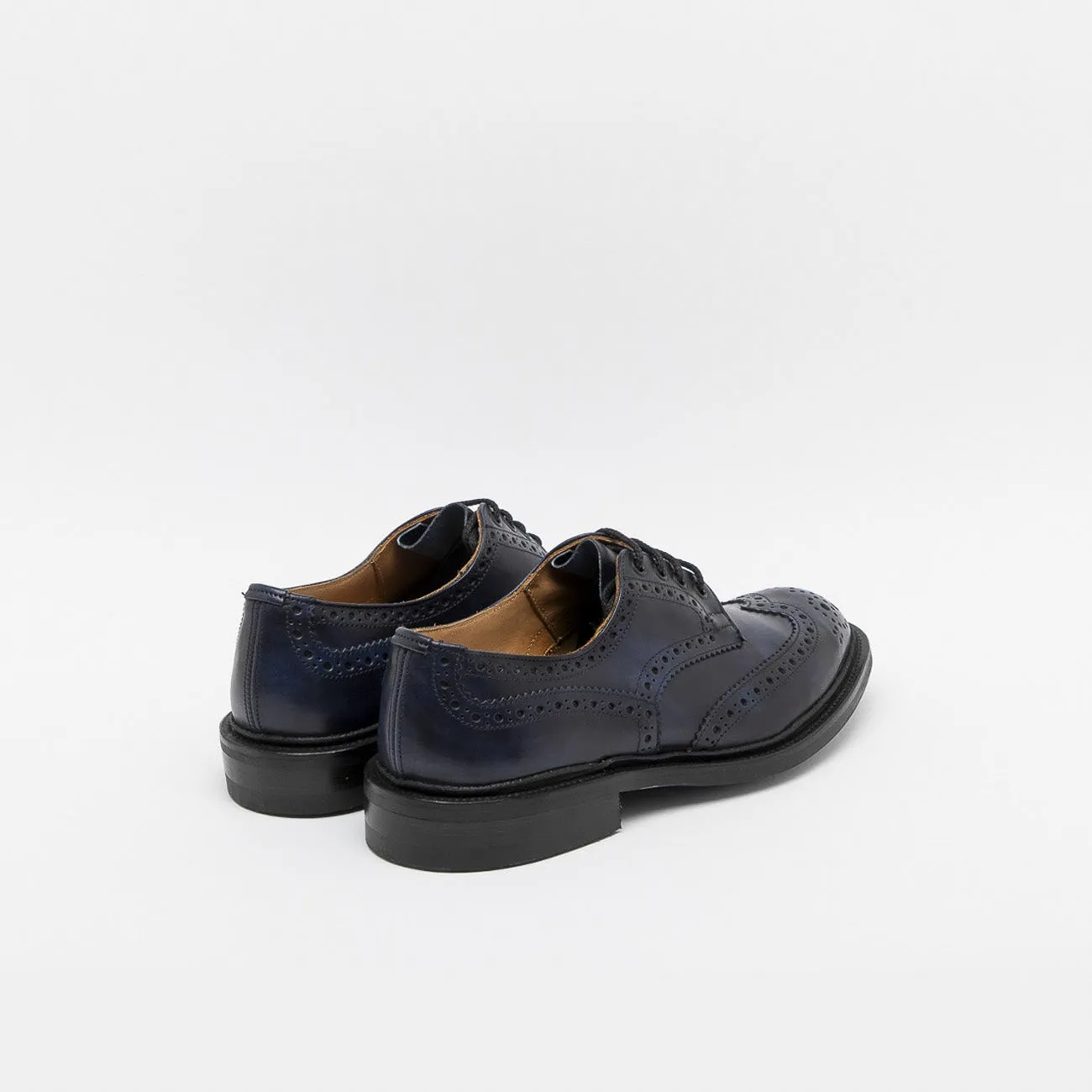 Stringata derby Tricker's Bourton in pelle blu