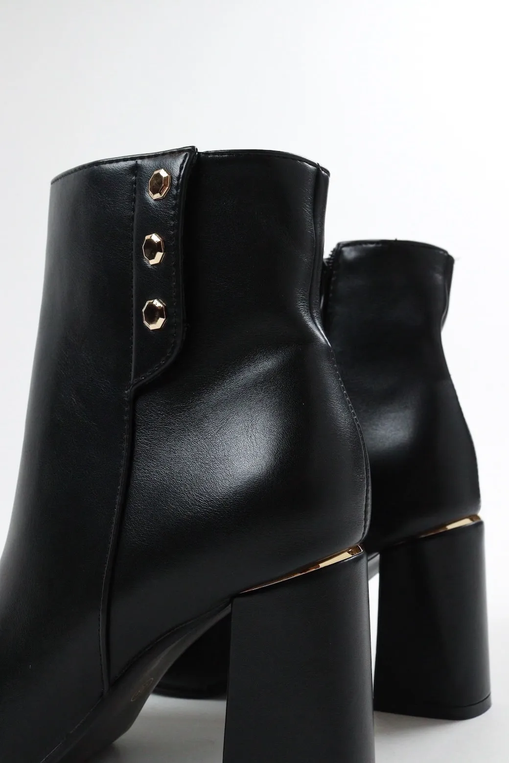 Taiyu - Women's Ankle Boots