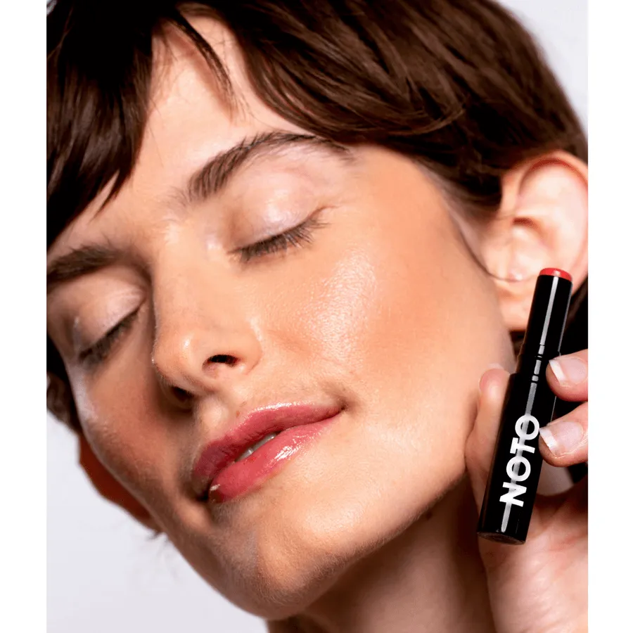 TOUCH - MULTI-BENE STICK // LIPS   CHEEKS