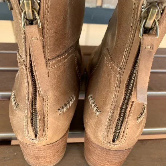Ugg Bandara Leather Sahara Ankle Boots Size 11