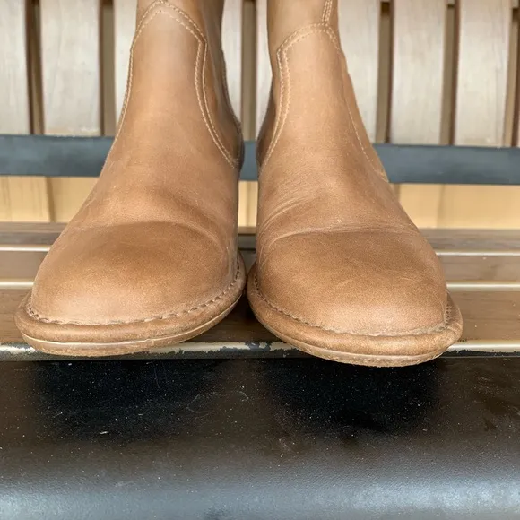 Ugg Bandara Leather Sahara Ankle Boots Size 11