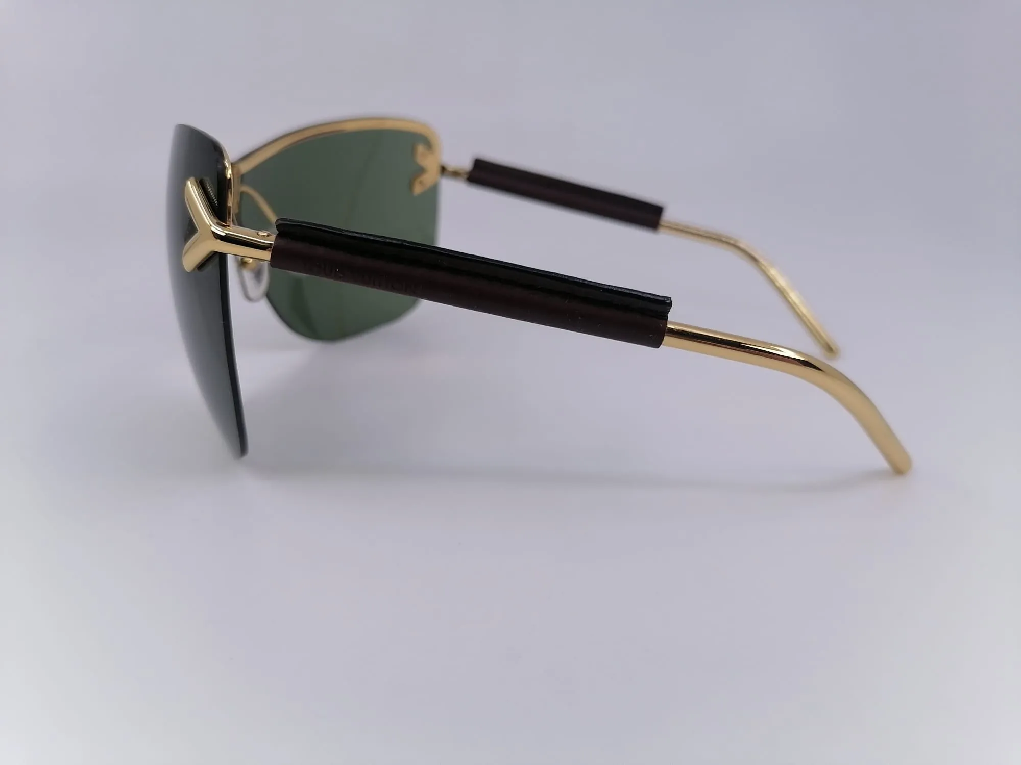 V Mask U Sunglasses