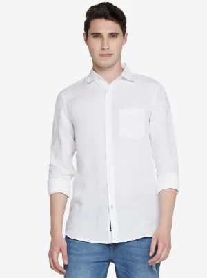 White Solid Slim Fit Casual Shirt | JadeBlue