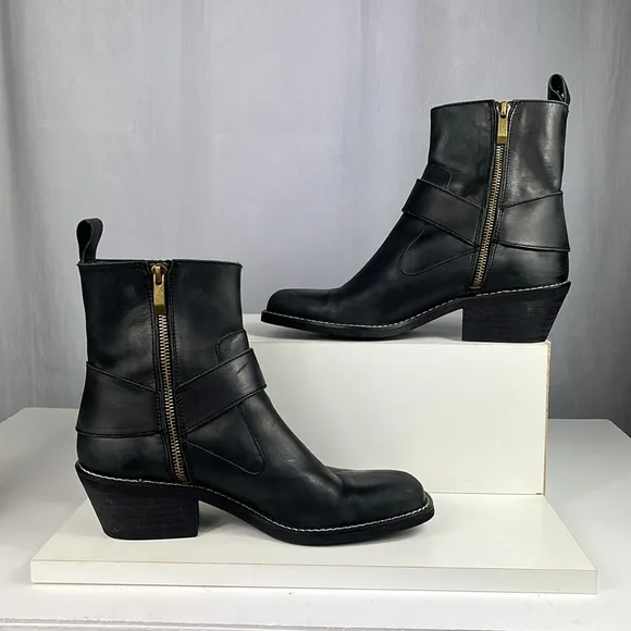 Zara Biker Leather Ankle Boot in Black.